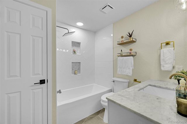 3433 Cripple Creek Square G16, Boulder, CO 80305