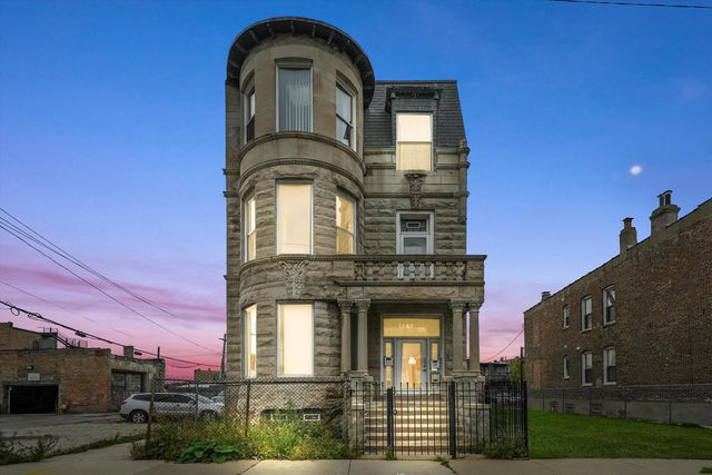 1140 S Sacramento Boulevard, Chicago, IL 60612