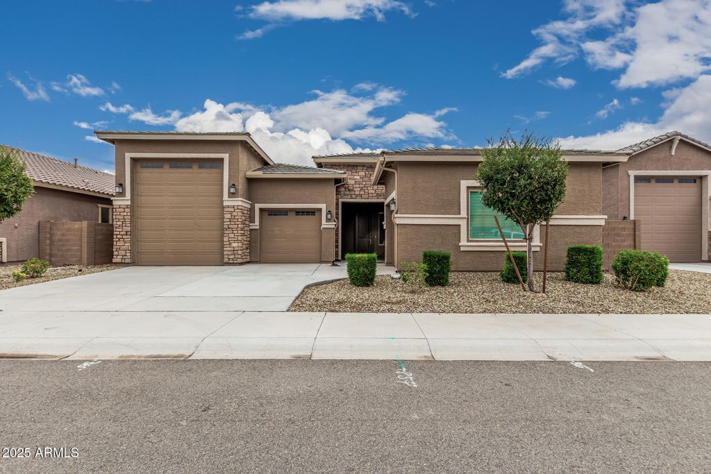 24741 N 175TH Drive, Surprise, AZ 85387 — exterior