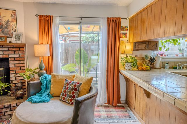 2021 E Laura Avenue 2021, Visalia, CA 93292