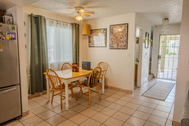 2021 E Laura Avenue 2021, Visalia, CA 93292