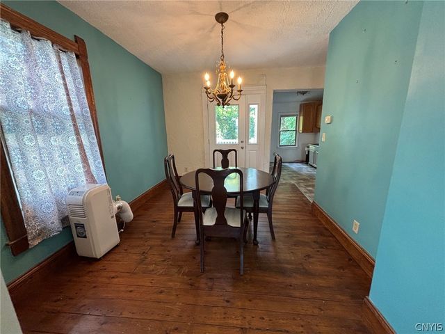 27 Elderkin Avenue, Camillus, NY 13031