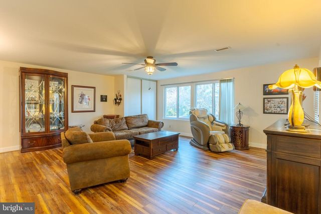 1805 THE WOODS II, Cherry Hill, NJ 08003