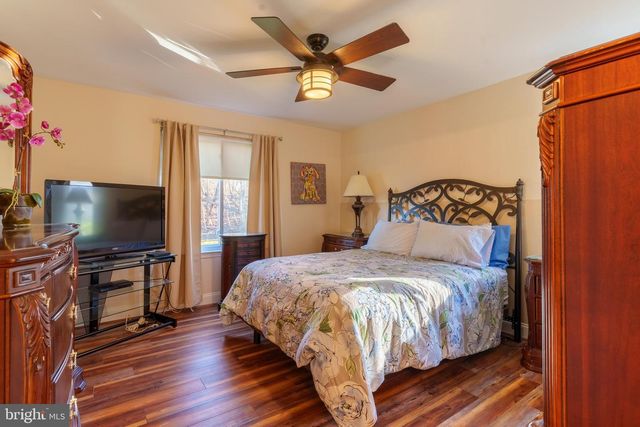 1805 THE WOODS II, Cherry Hill, NJ 08003