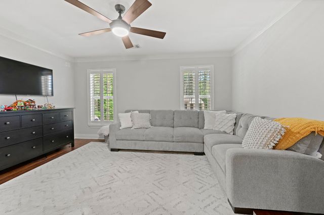120 Traci Ct, Thibodaux, LA 70301