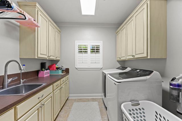120 Traci Ct, Thibodaux, LA 70301