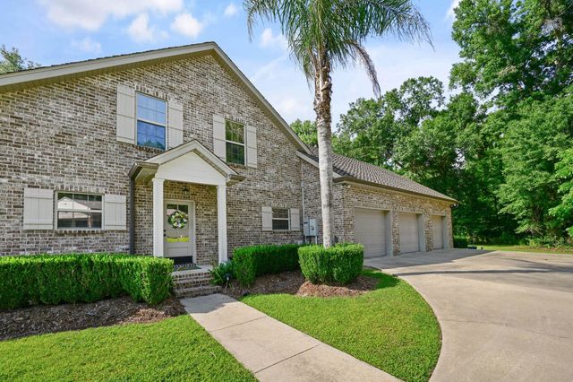 120 Traci Ct, Thibodaux, LA 70301