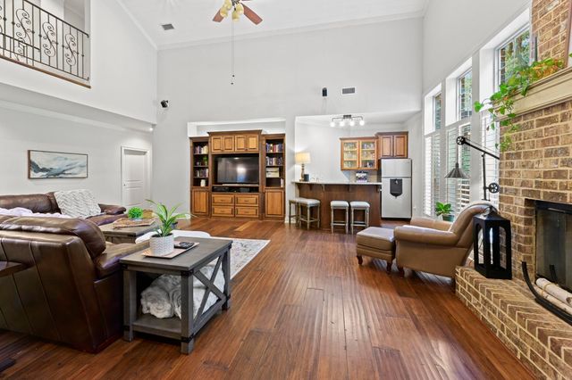 120 Traci Ct, Thibodaux, LA 70301