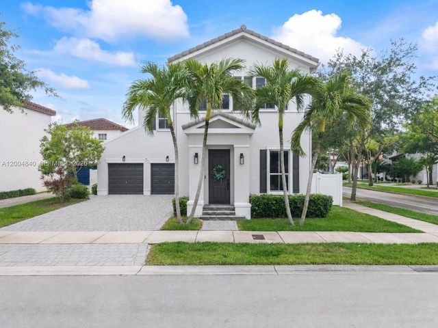 17116 SW 92nd St, Miami, FL 33196