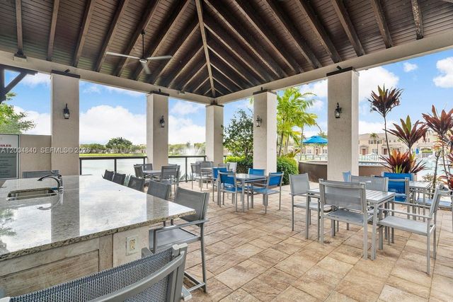 17116 SW 92nd St, Miami, FL 33196