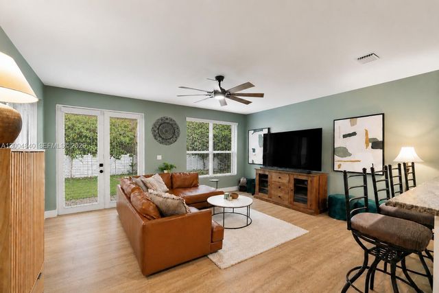 17116 SW 92nd St, Miami, FL 33196