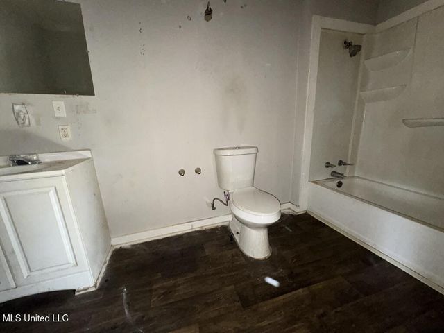 921 Westway Street, Jackson, MS 39212