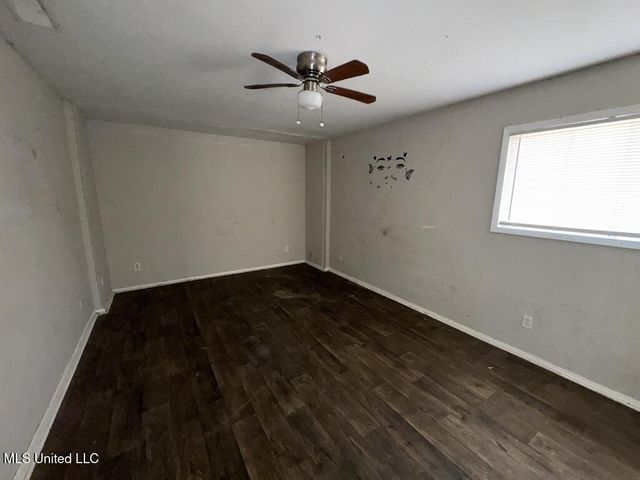 921 Westway Street, Jackson, MS 39212