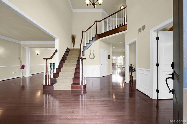 50584 Telluride, Canton, MI 48187