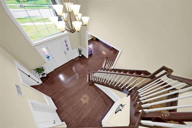 50584 Telluride, Canton, MI 48187