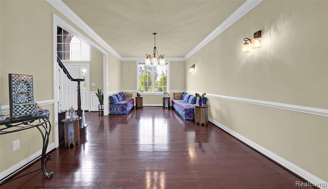 50584 Telluride, Canton, MI 48187