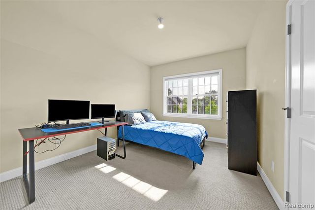 50584 Telluride, Canton, MI 48187