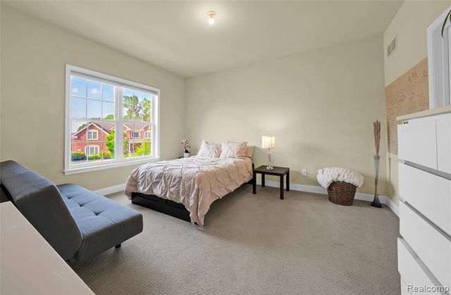 50584 Telluride, Canton, MI 48187