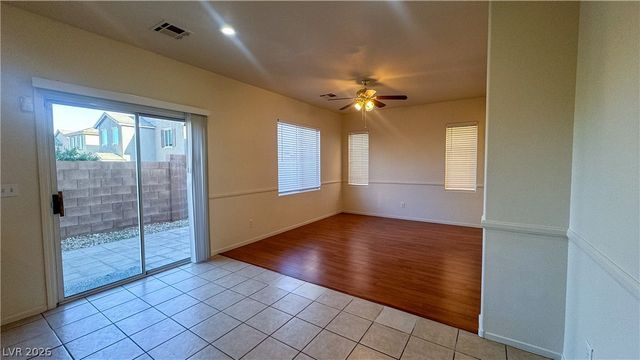 8086 Kings Ransom Street, Las Vegas, NV 89139