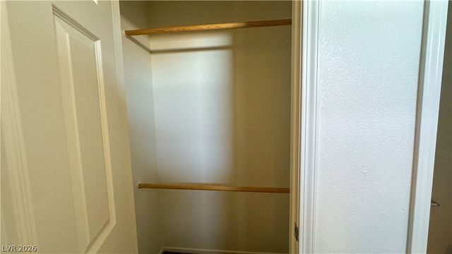 8086 Kings Ransom Street, Las Vegas, NV 89139