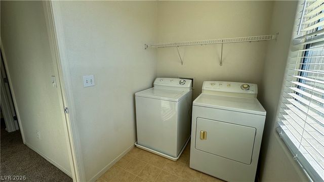 8086 Kings Ransom Street, Las Vegas, NV 89139