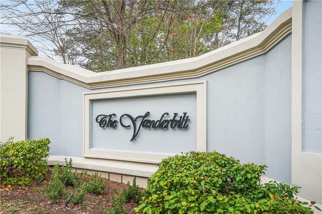 3071 Lenox NE Road 19, Atlanta, GA 30324