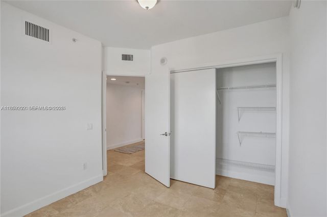 15051 Royal Oaks Lane 2603, North Miami, FL 33181