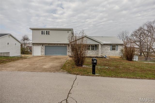 19725 Stirrup Lane, Waynesville, MO 65583