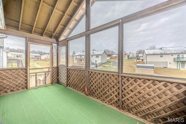 19725 Stirrup Lane, Waynesville, MO 65583