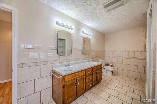 19725 Stirrup Lane, Waynesville, MO 65583