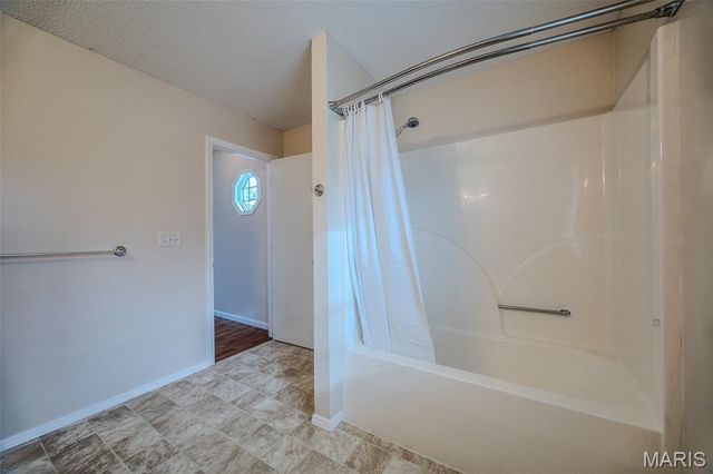 19725 Stirrup Lane, Waynesville, MO 65583