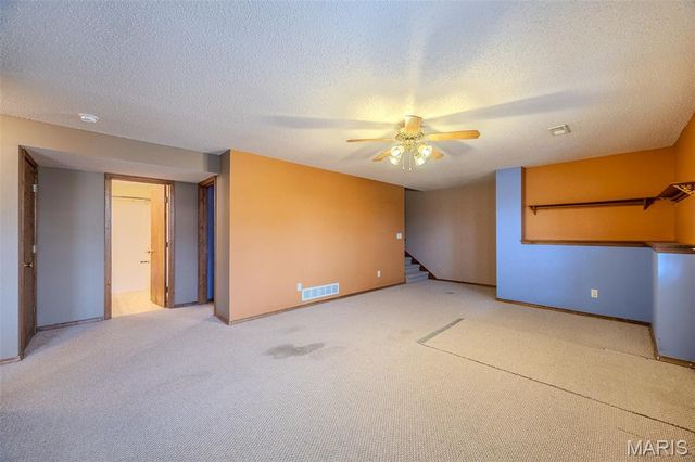 19725 Stirrup Lane, Waynesville, MO 65583