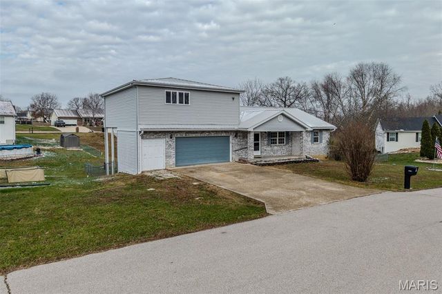 19725 Stirrup Lane, Waynesville, MO 65583