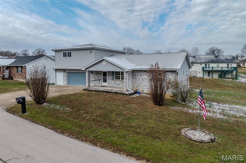 19725 Stirrup Lane, Waynesville, MO 65583