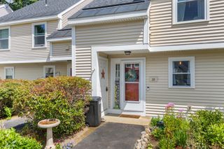 28 Whitewater Dr Unit 28, Concord, NH 03303