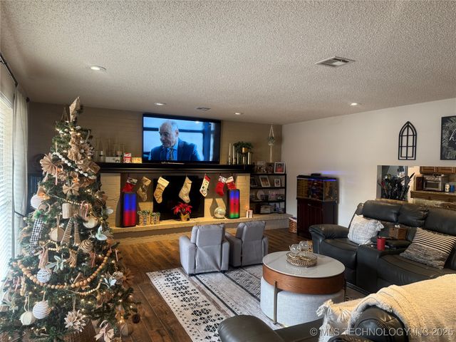 3002 Kimberlea, Muskogee, OK 74403