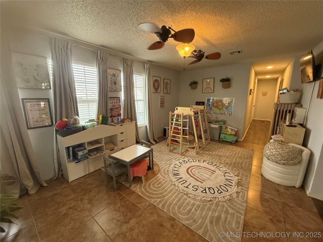 3002 Kimberlea, Muskogee, OK 74403