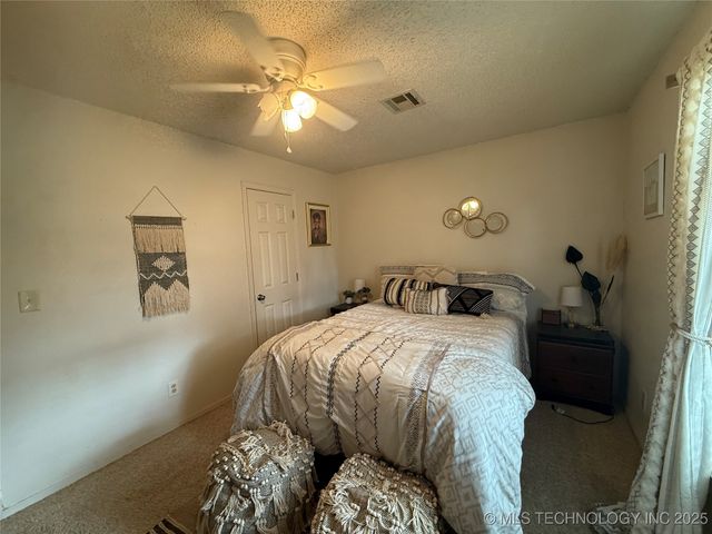 3002 Kimberlea, Muskogee, OK 74403