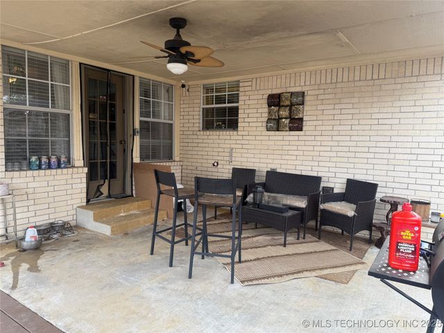 3002 Kimberlea, Muskogee, OK 74403