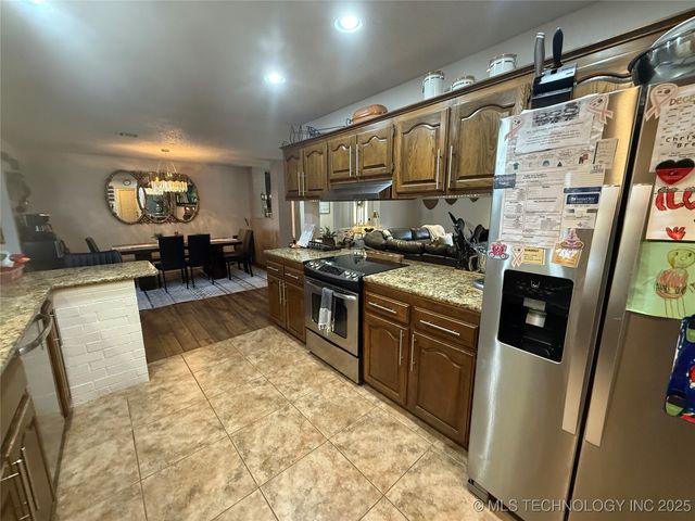 3002 Kimberlea, Muskogee, OK 74403