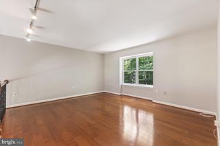5596 NEDDLETON AVE, Woodbridge, VA 22193