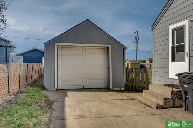4901 K Street, Omaha, NE 68142