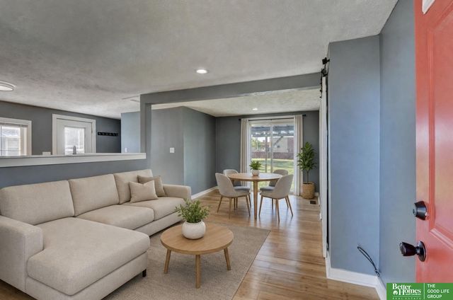 4901 K Street, Omaha, NE 68142