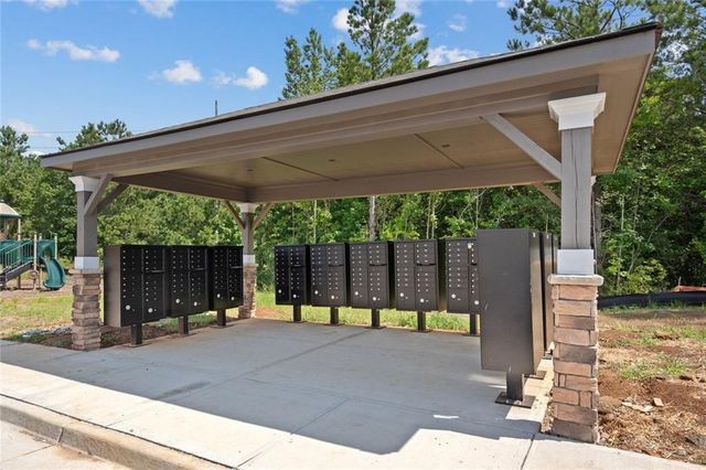 542 Grover Street, Hoschton, GA 30548