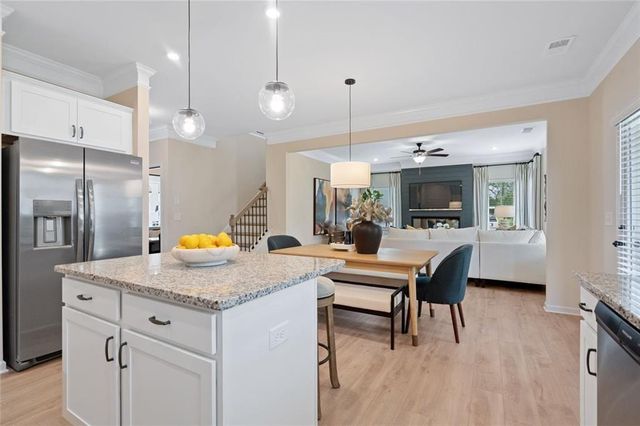542 Grover Street, Hoschton, GA 30548