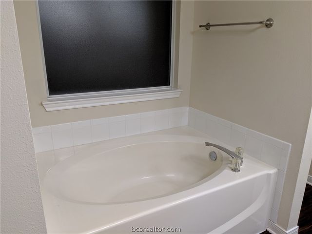 1711 Ibis Court, Bryan, TX 77807