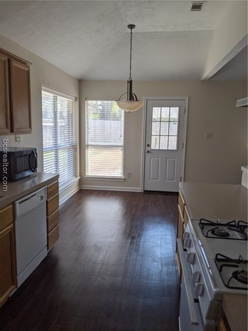 1711 Ibis Court, Bryan, TX 77807