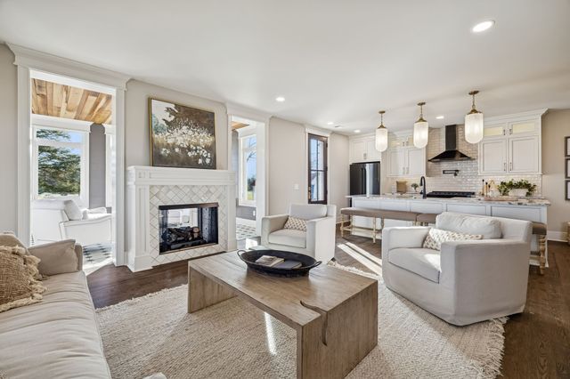 7307 Dunn Rd, Cedar Hill, TN 37032