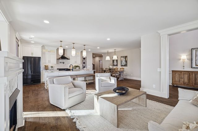 7307 Dunn Rd, Cedar Hill, TN 37032