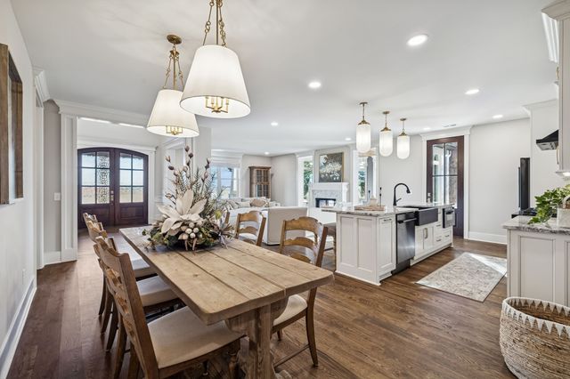 7307 Dunn Rd, Cedar Hill, TN 37032